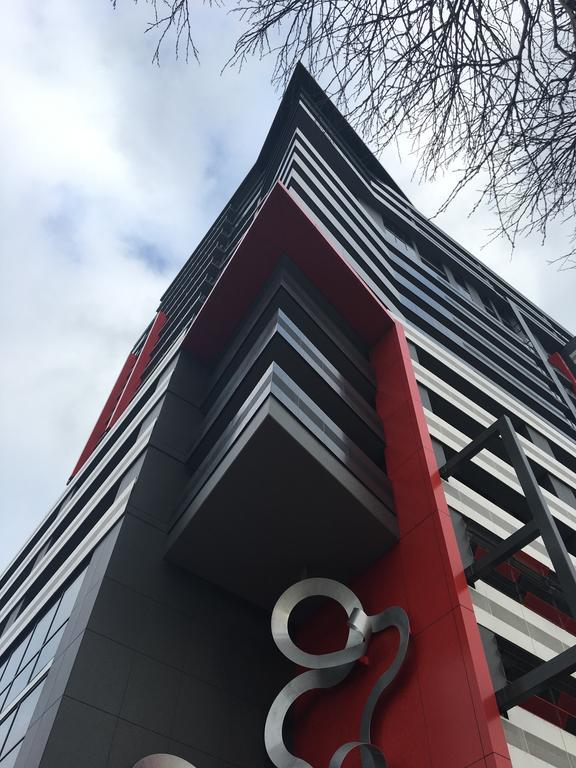 Rnr Serviced Apartments Adelaide - Grote St. Buitenkant foto
